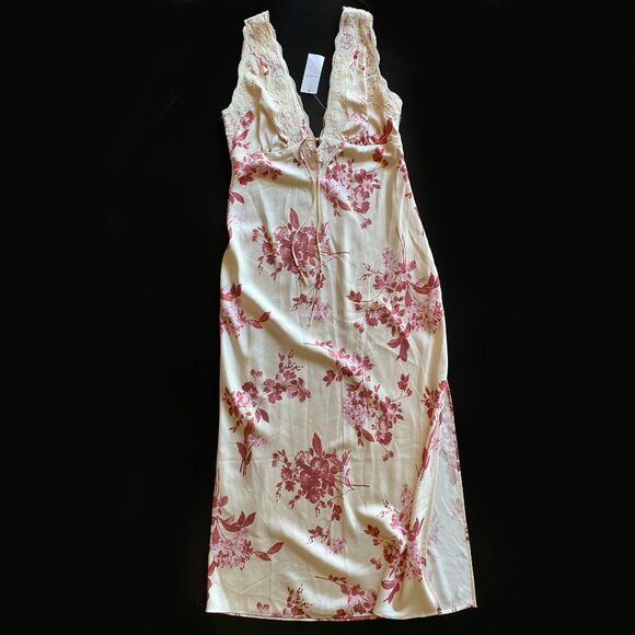 Abercrombie & Fitch *NWT Floral Lace Maxi Dress Cream Red Slip Dress Size S - Picture 2 of 12